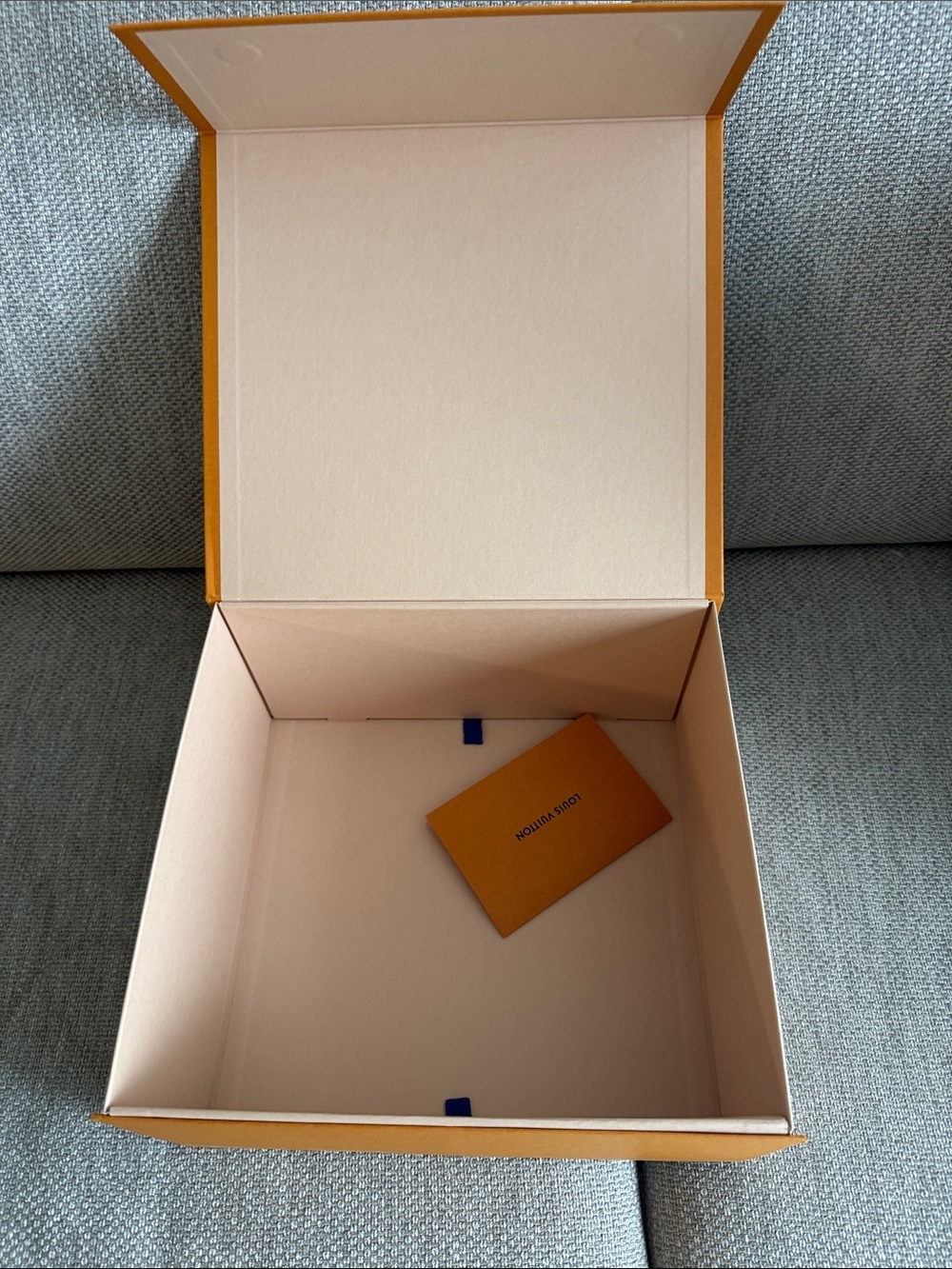 Louis Vuitton Box - Picture 3 of 4